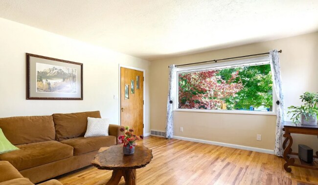 Foto del edificio - 1223 Albright St