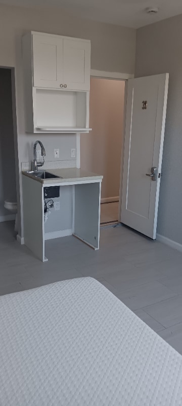 Foto del edificio - 30 W Beach St