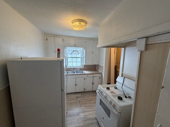 Foto del edificio - Beautiful 2 Bedroom home in Queensborough