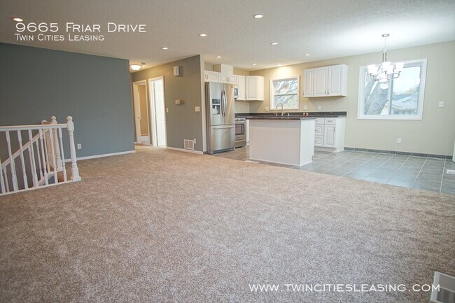 Building Photo - 9665 Friar Dr