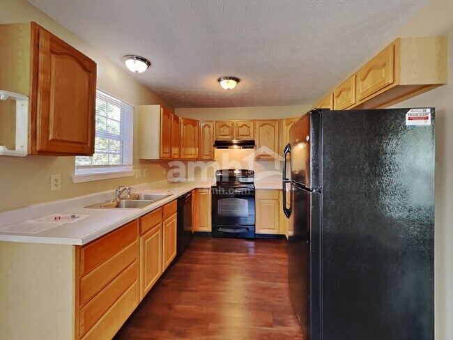 Building Photo - 1610 Winding Creek Trail