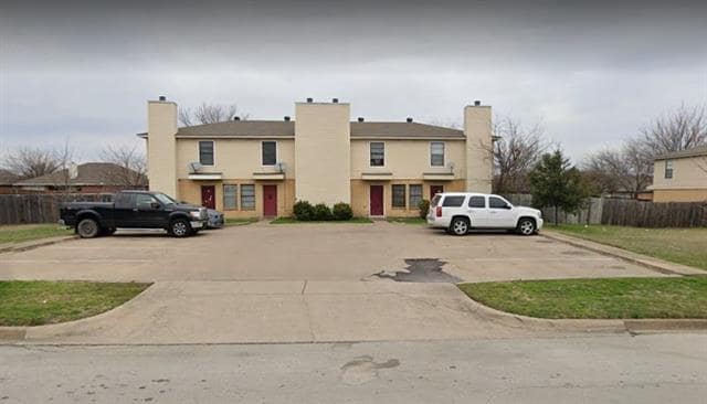 Foto principal - 408 Cambridge Dr