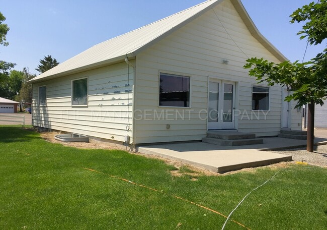 Building Photo - 2395 E 3000 N