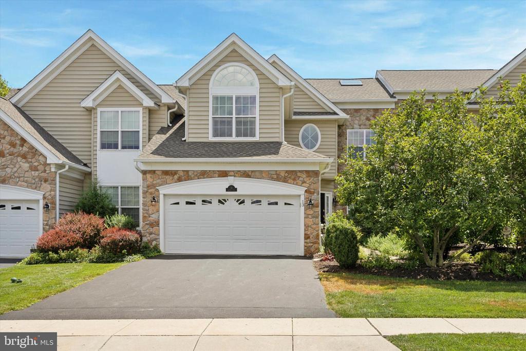 Foto principal - 13 Ashtree Ln