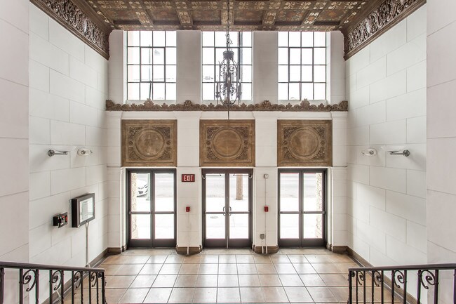 Foto del edificio - 200 N San Fernando Rd