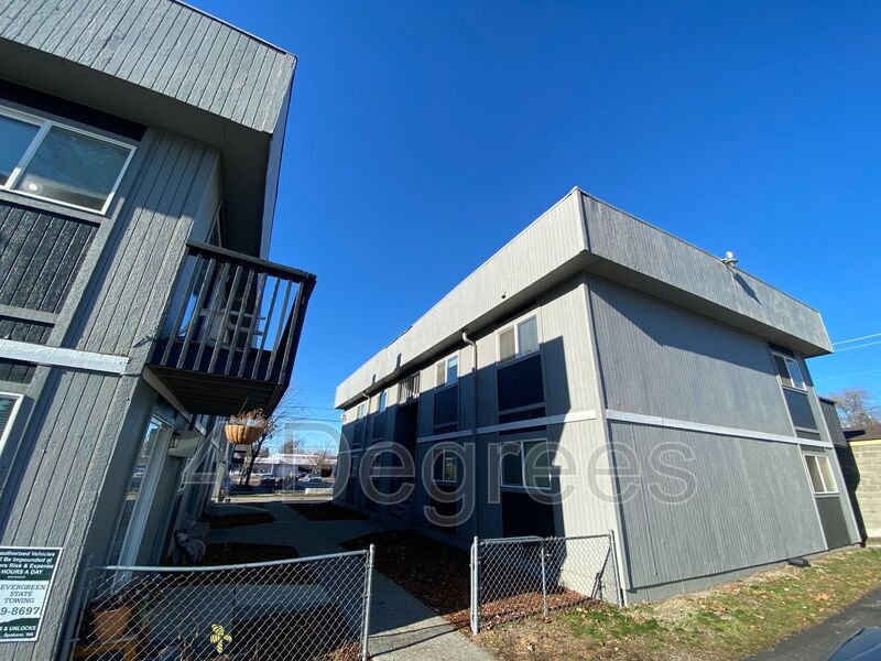Primary Photo - 3001 N Lee St