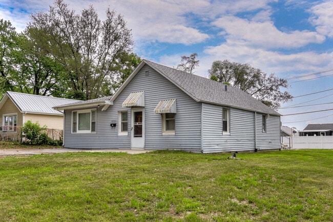 Building Photo - 4243 Nebraska Ave