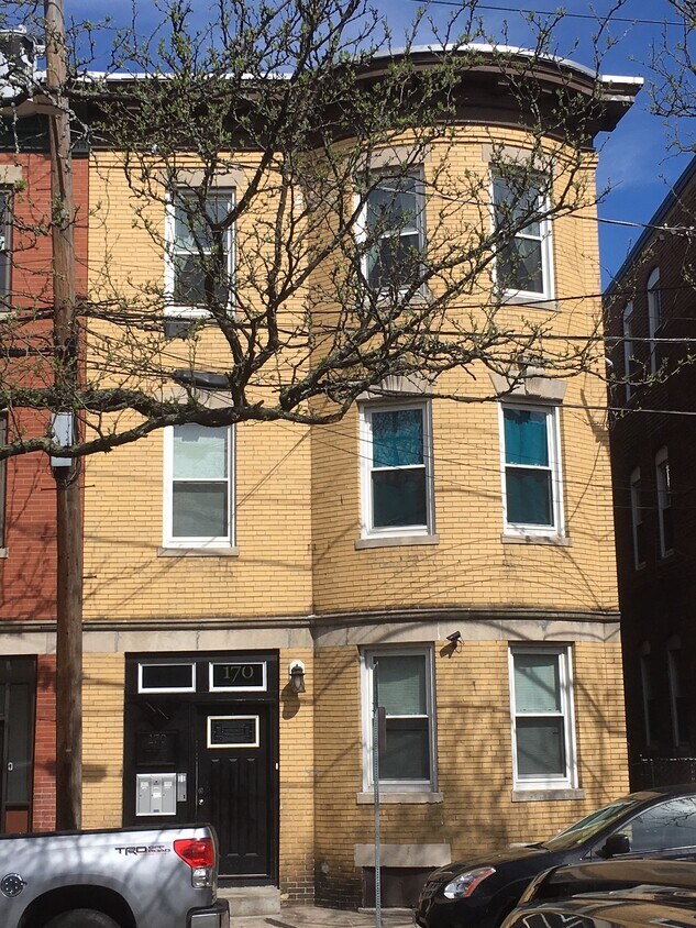 Foto principal - 170 Pearl St