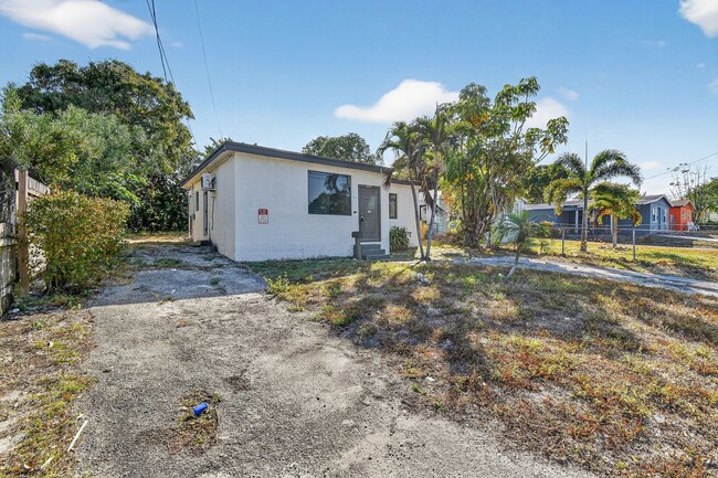 Photo - Affordable Move-In Special: First month and Security Deposit Only to move-in! House