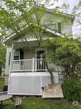 Building Photo - 1716 E Main St