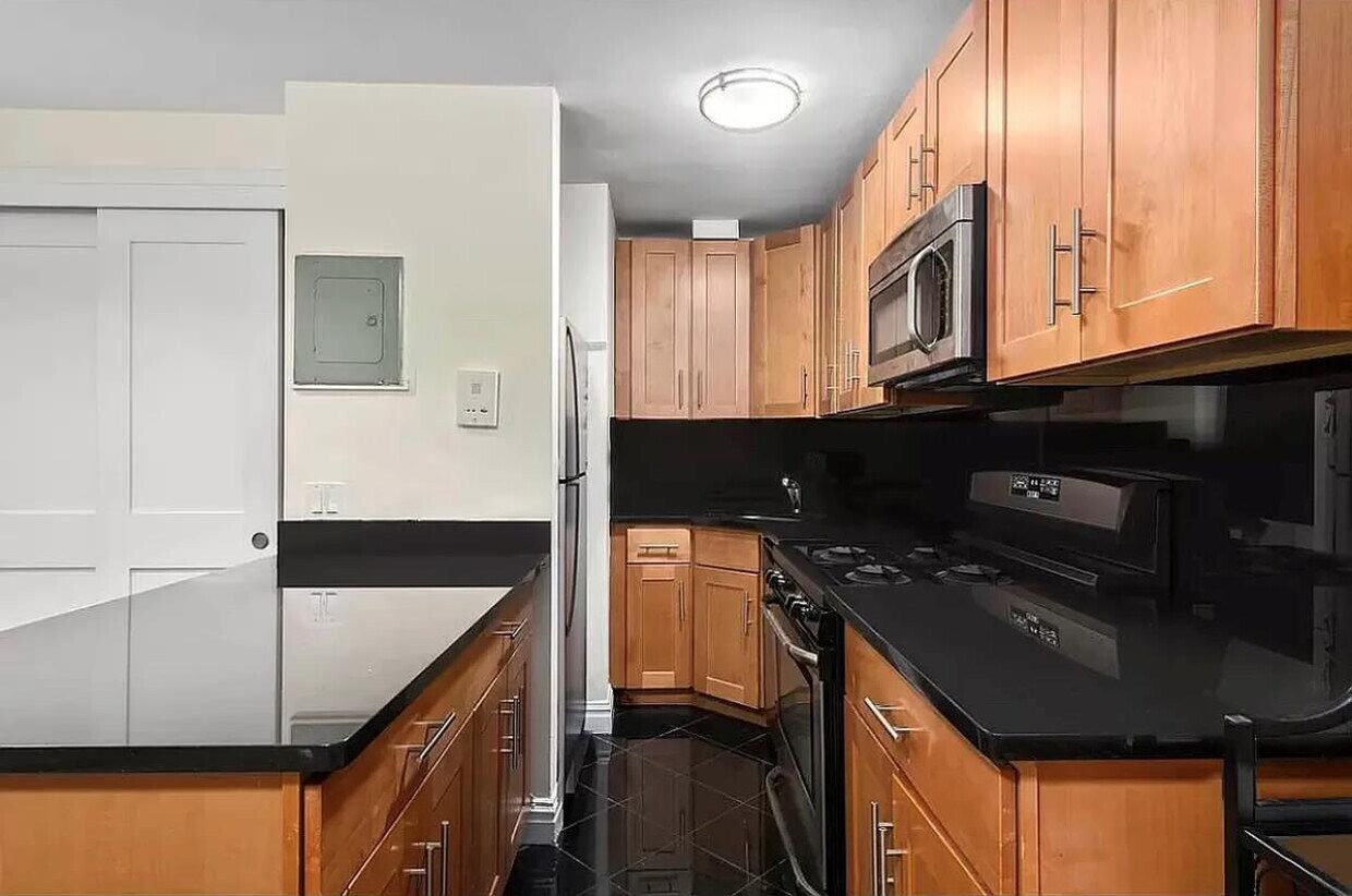 4 W 104th St Unit 5A, New York, NY 10025 Apartment for Rent in New