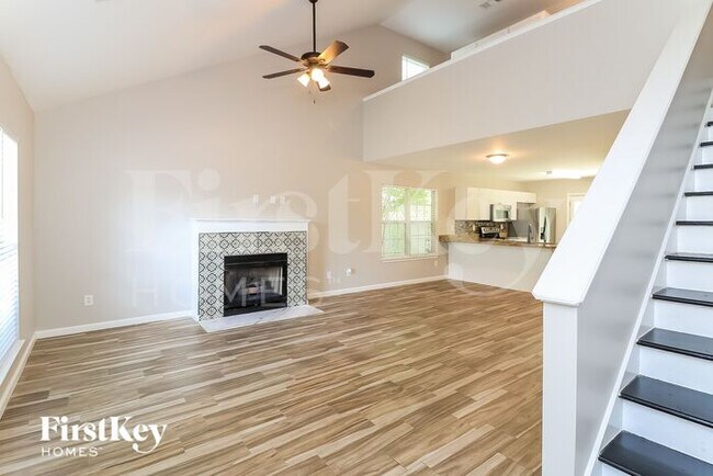 Foto del edificio - 306 Edge Hill Ct