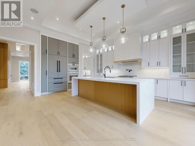 Building Photo - 117 Crestwood Rd