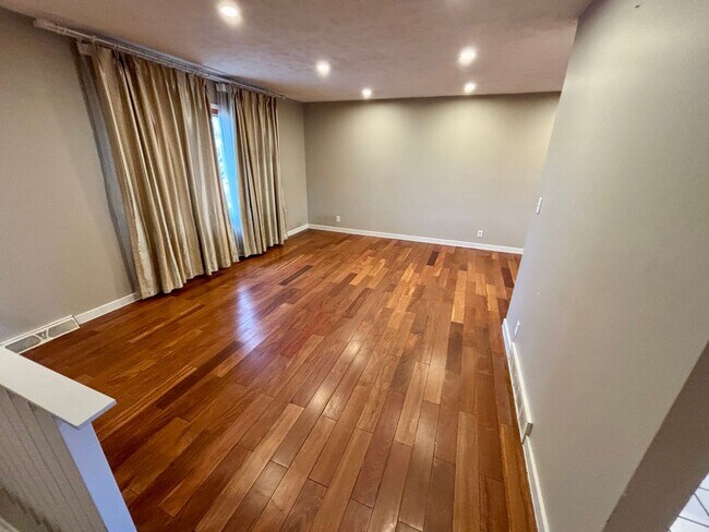 Foto del edificio - 13815 West Cir