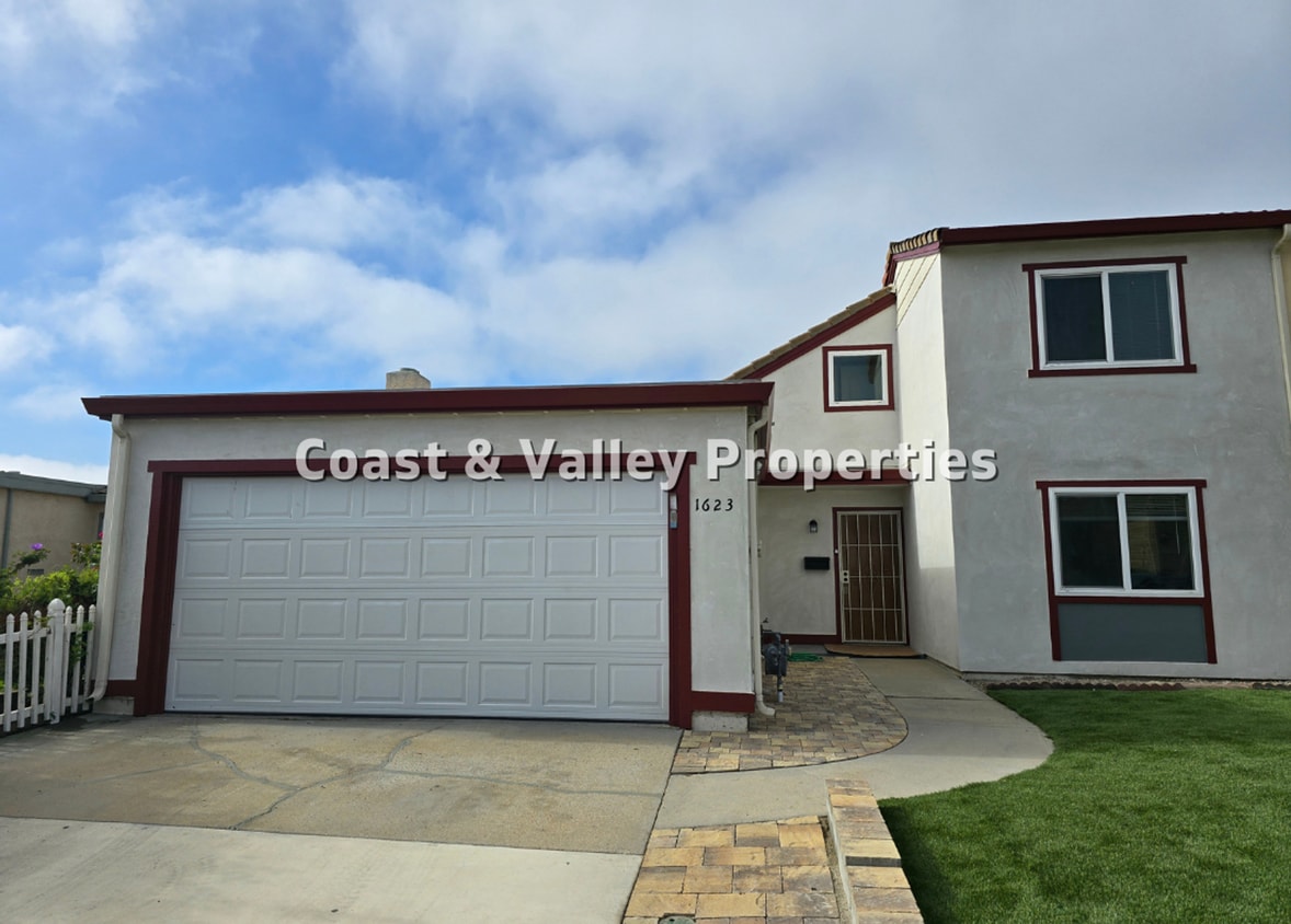Primary Photo - Beautiful North Salinas Unit for RENT!!!