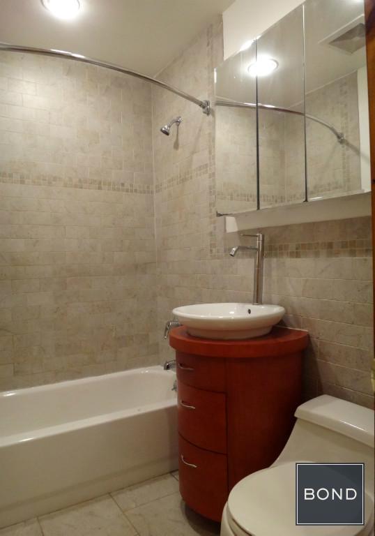 Foto del edificio - 437 W 22nd St