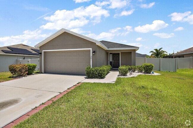 Building Photo - 581 Greenshank Dr
