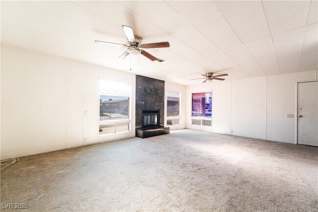 Foto del edificio - 4790 Fuentes Way