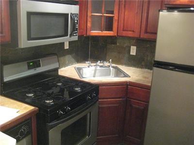 Building Photo - 5921 Calloway St