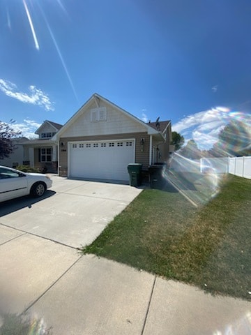 Building Photo - 1566 Tiburon Ln