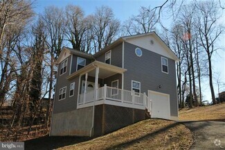 Building Photo - 5061 Bayside Rd