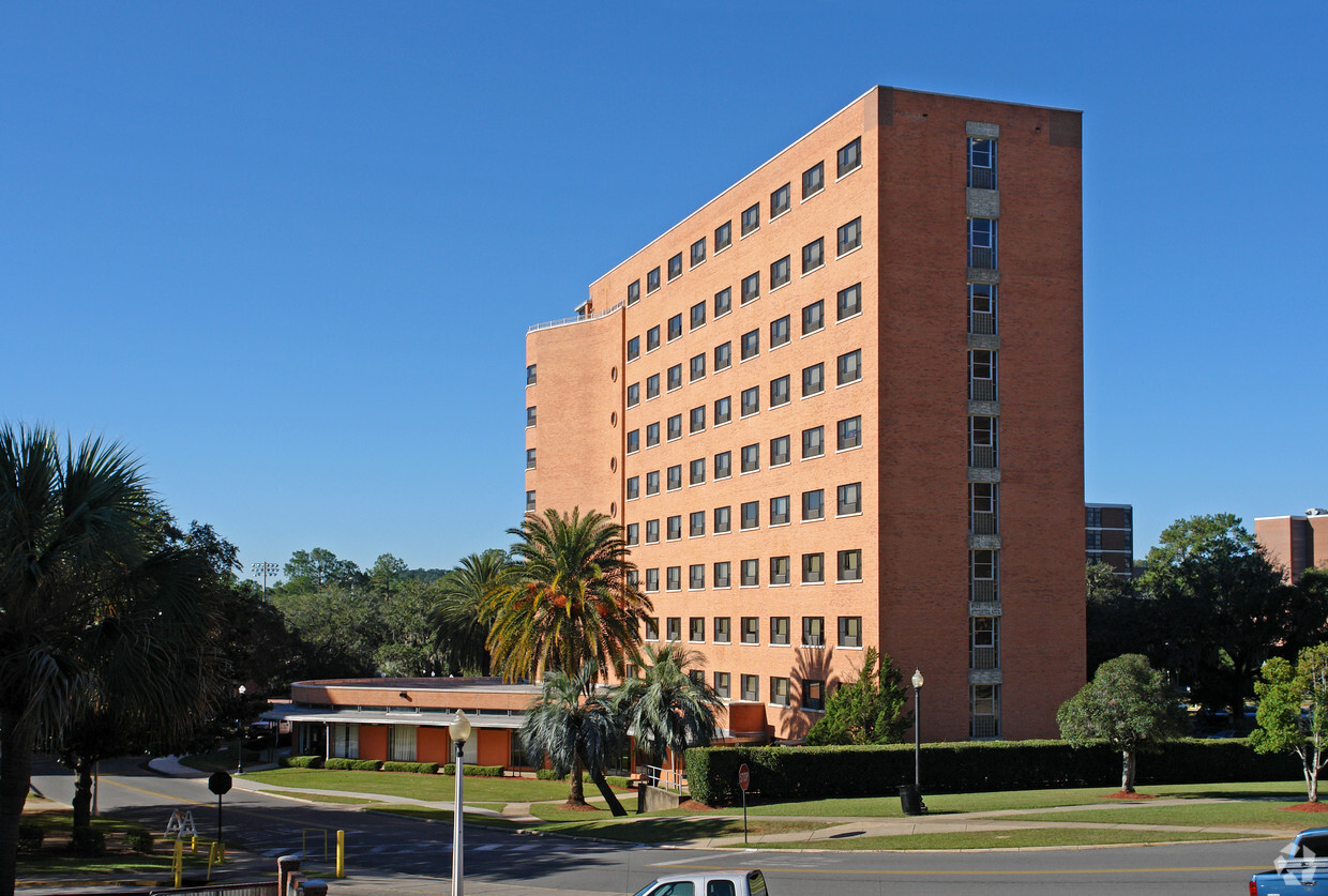 Primary Photo - Smith Hall