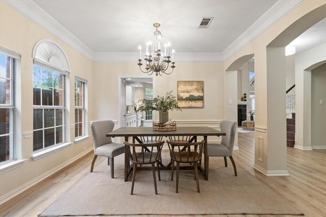 Foto del edificio - 2633 Shadow Hill Ln
