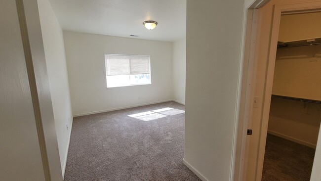 Foto del edificio - Modern Townhome with Views Near Mesa Mall