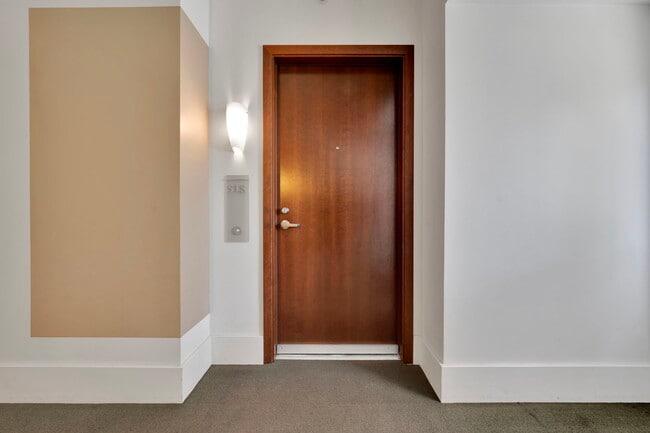Building Photo - 451 Kansas St