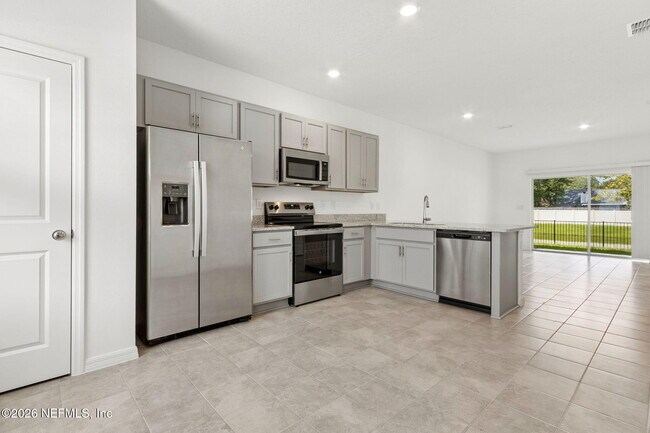 Building Photo - 7217 Sabal Ter