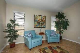 Building Photo - 5302 SW 25th Pl