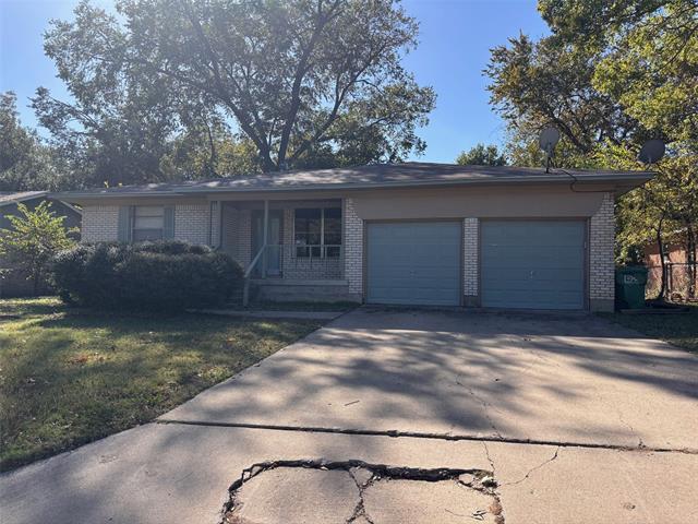 Foto principal - 1110 Edinburg Ln