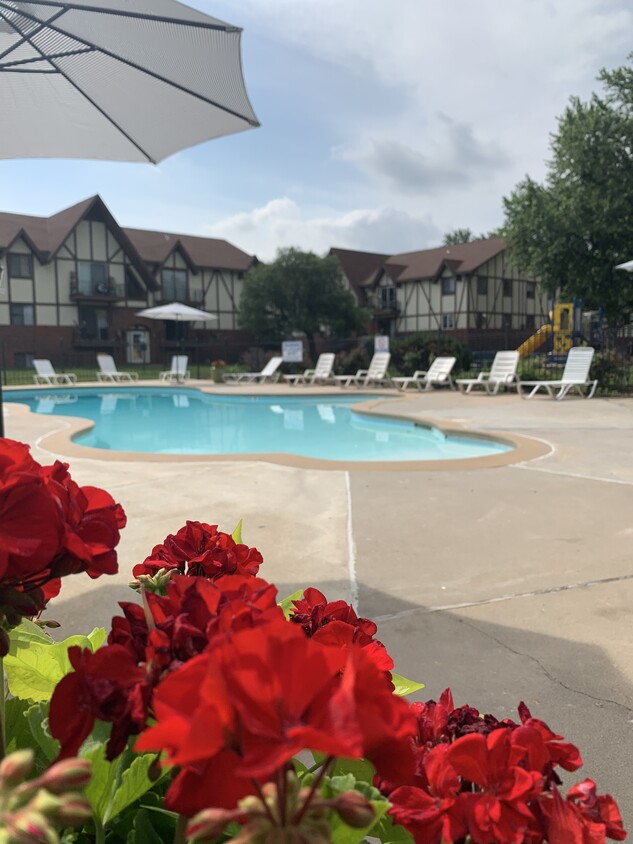 Primary Photo - Kingsborough Apartments