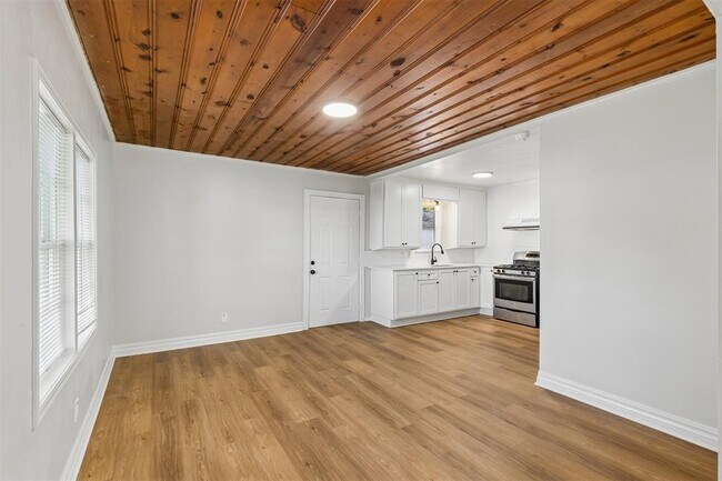 Foto del edificio - 2145 NW 32nd St