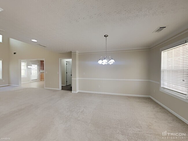 Building Photo - 23 Windcrest Dr