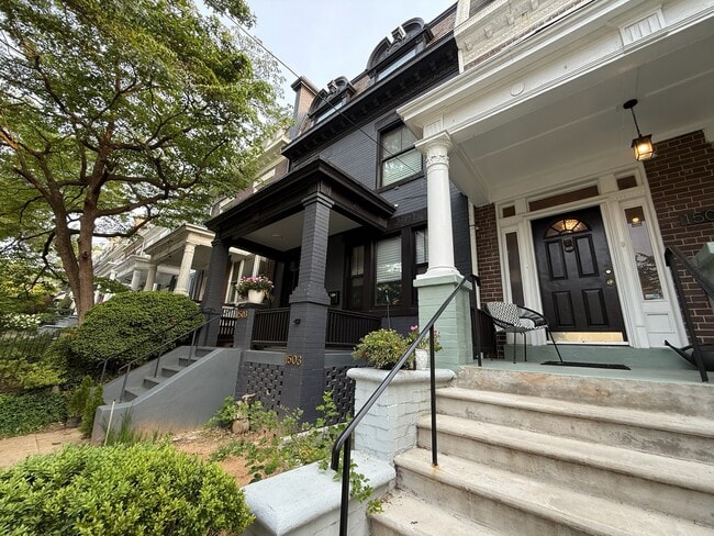 Foto del edificio - 1501 Buchanan St NW
