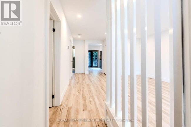 Photo du bâtiment - 41 Windsor Dr