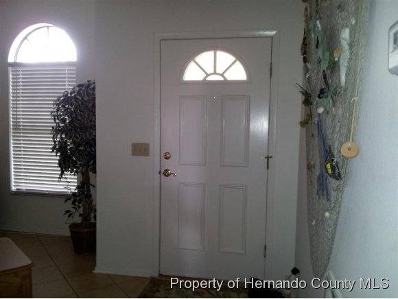 Building Photo - 7256 Flyway Dr