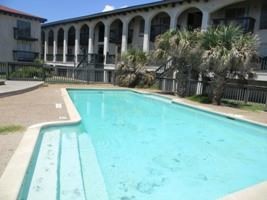 Foto del edificio - 1 br, 1 bath  - 8008 Seawall Blvd # 6598 1221