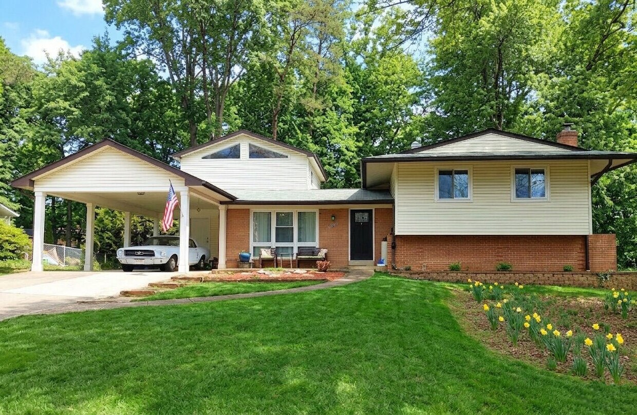 Photo - 11106 Del Rio Dr (Fairfax, VA)