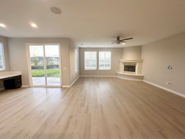 Foto del edificio - 19738 Castille Ln