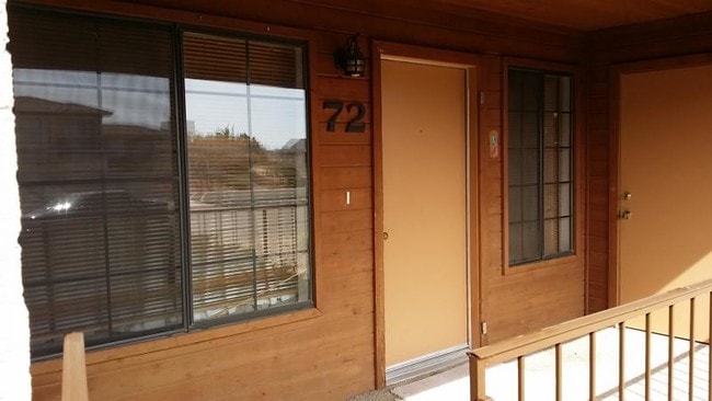 Building Photo - 1072 Tower Butte Rd