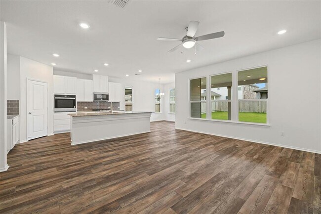 Foto del edificio - 3643 Sorriso Ln