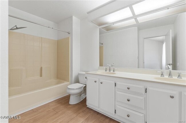 Building Photo - 2258 Gregory Ave