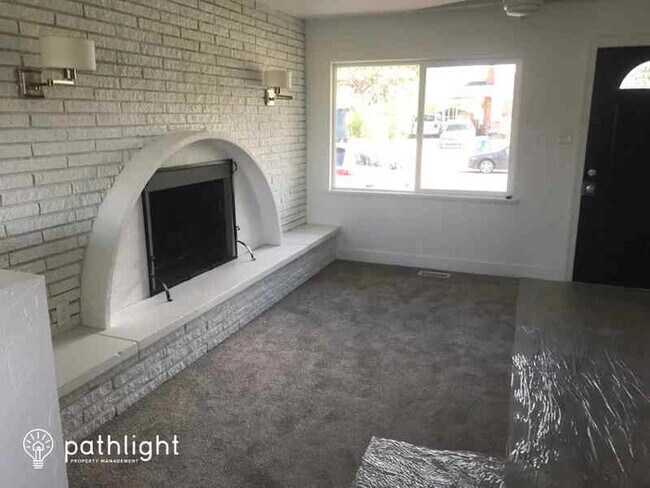 Foto del edificio - 5118 W 5360 S, Salt Lake City, UT, 84118