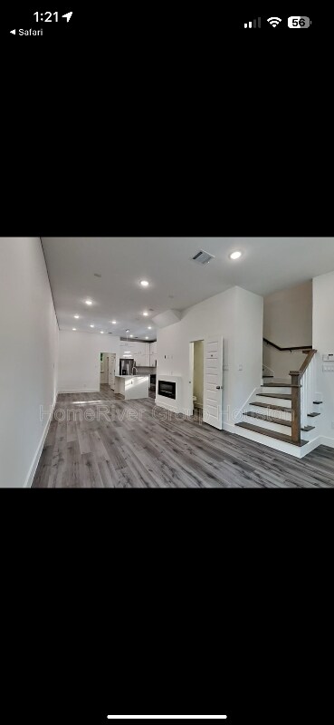 Foto del edificio - 4512 Brinkley St