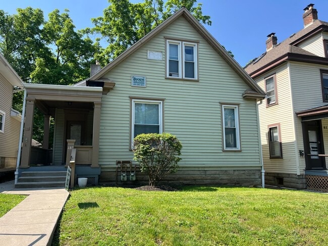 Building Photo - 55 W Oakland Ave