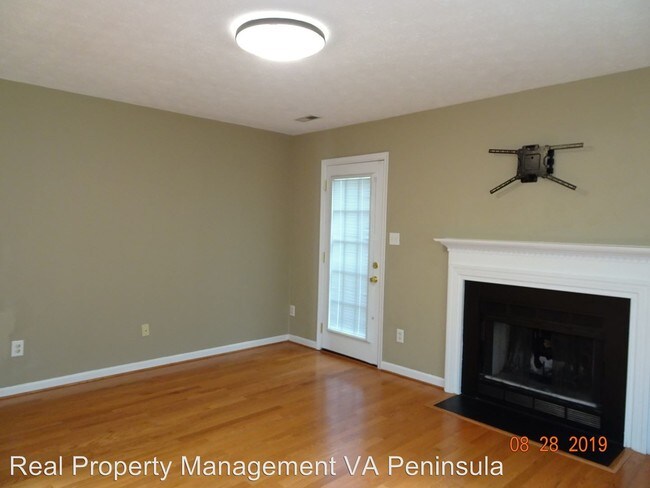 Foto del edificio - 3 br, 2.5 bath House - 811 Depriest Downs
