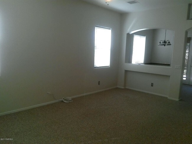 Building Photo - 5873 N Talbot Dr