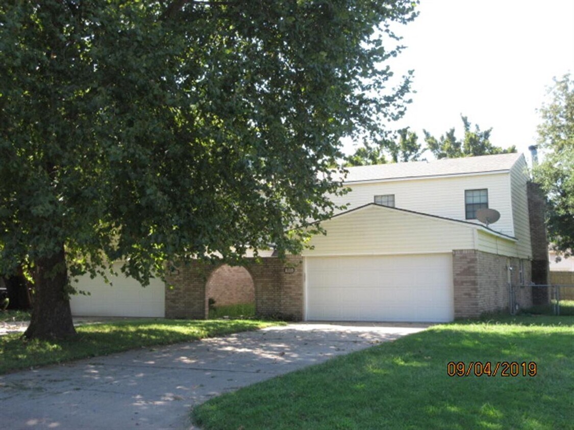 Photo - 7934 NW 40th St
